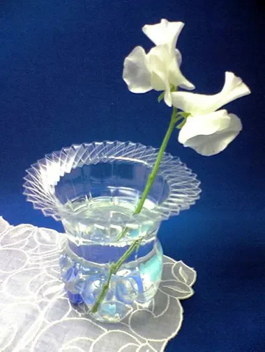 Lọ Hoa Tái Chế Độc Đáo